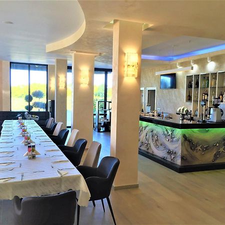 Apart-Hotel Panorama Sea Lux Primorsko Dış mekan fotoğraf