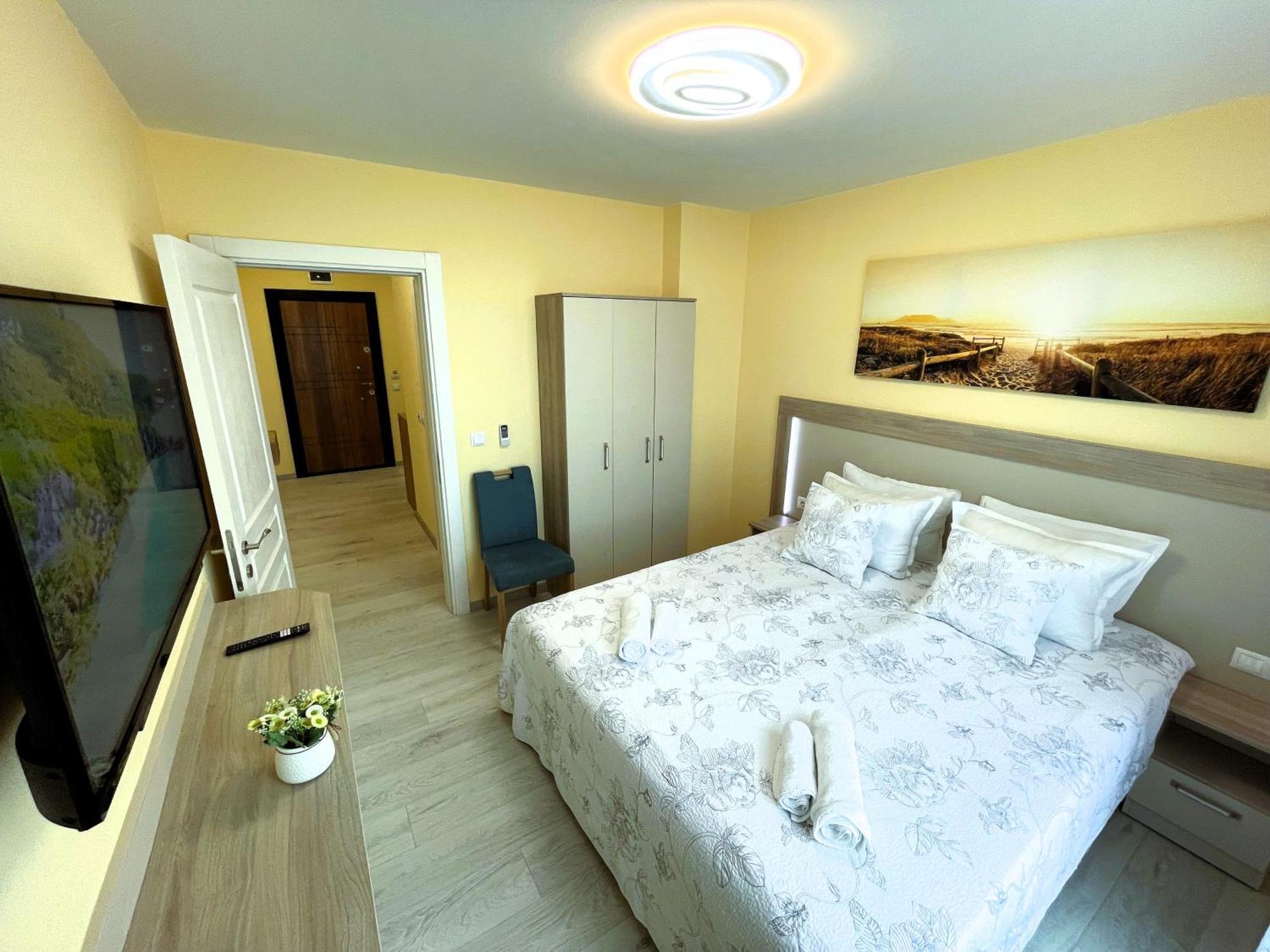 Apart-Hotel Panorama Sea Lux Primorsko Dış mekan fotoğraf