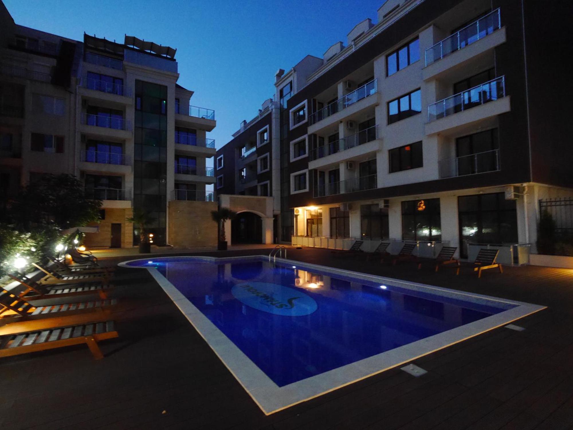 Apart-Hotel Panorama Sea Lux Primorsko Dış mekan fotoğraf