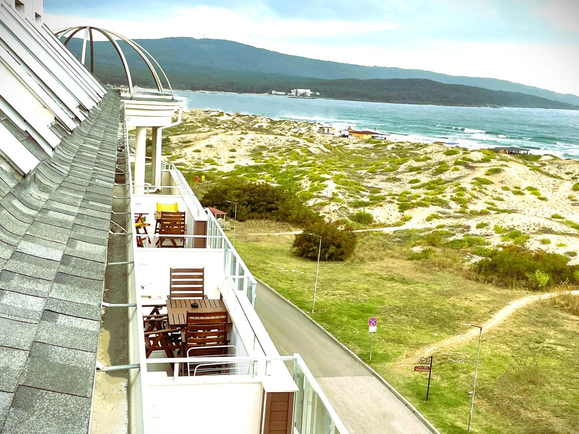 Apart-Hotel Panorama Sea Lux Primorsko Dış mekan fotoğraf